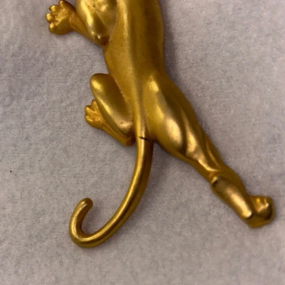 Vintage Gold Panther Brooch - Picture 2 of 5